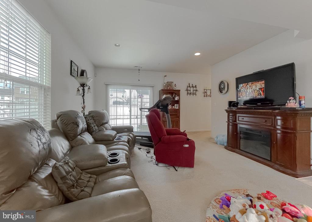 22273 SCOTT CIRCLE