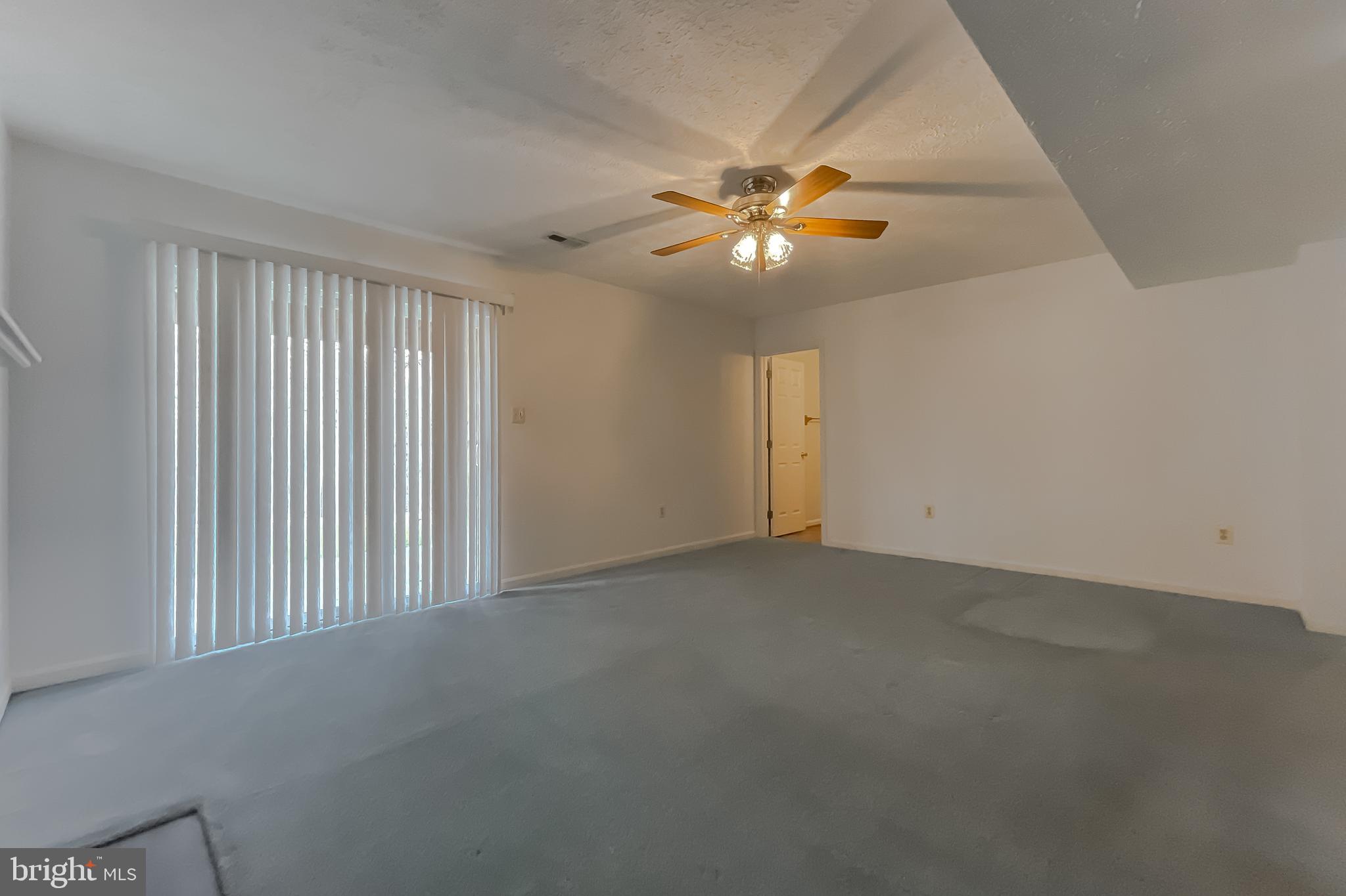 38302 HENRIETTA LANE