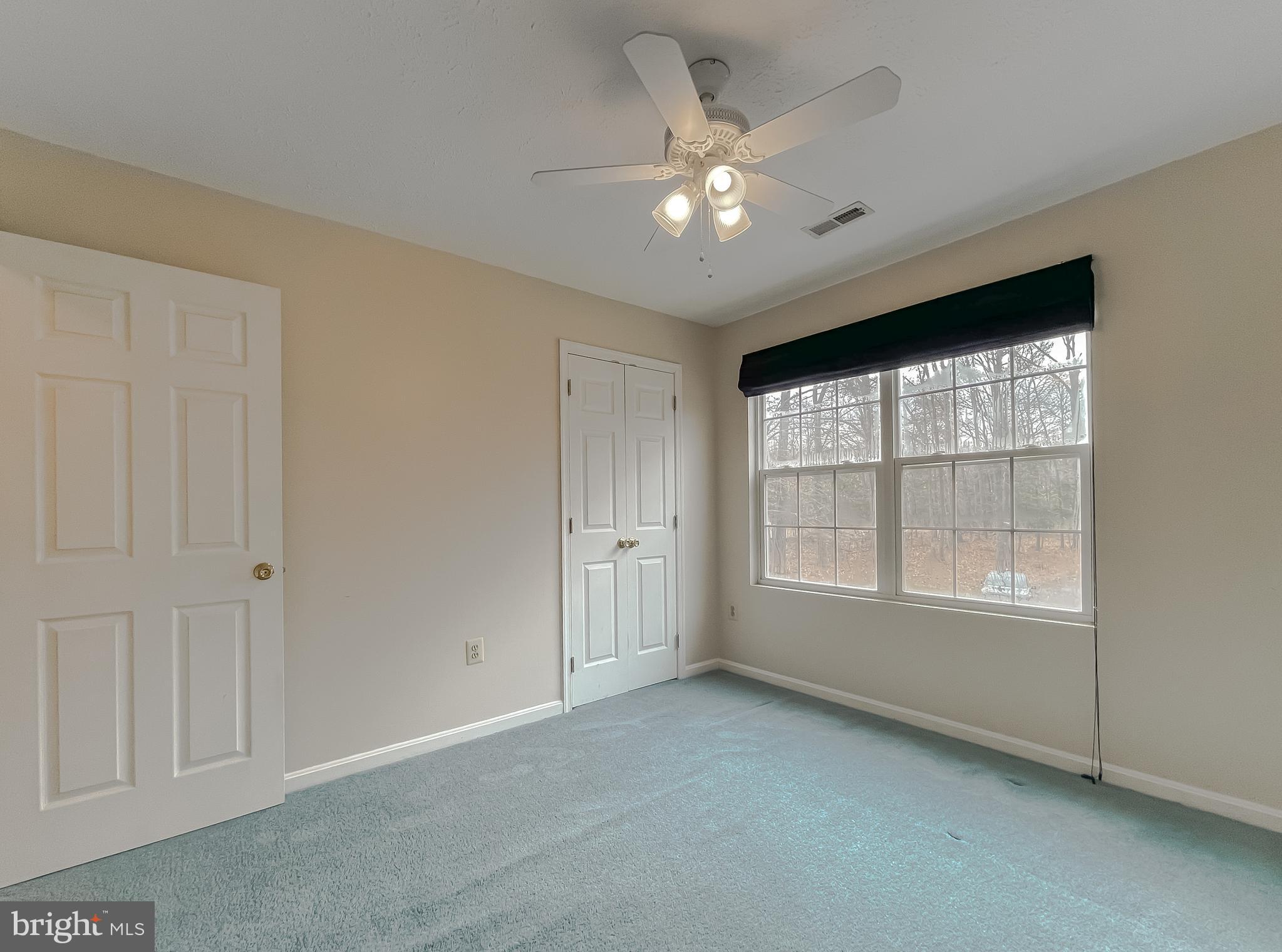 38302 HENRIETTA LANE