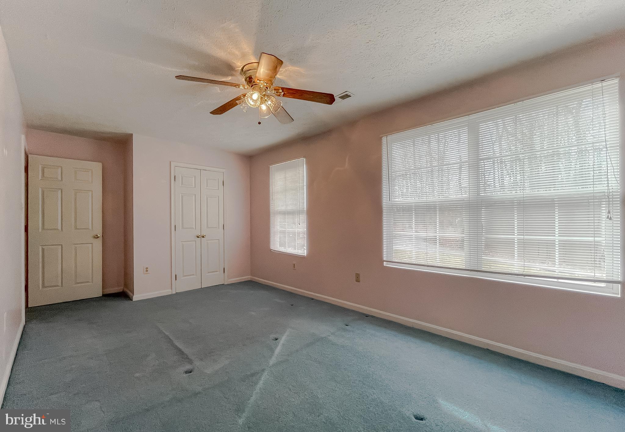 38302 HENRIETTA LANE