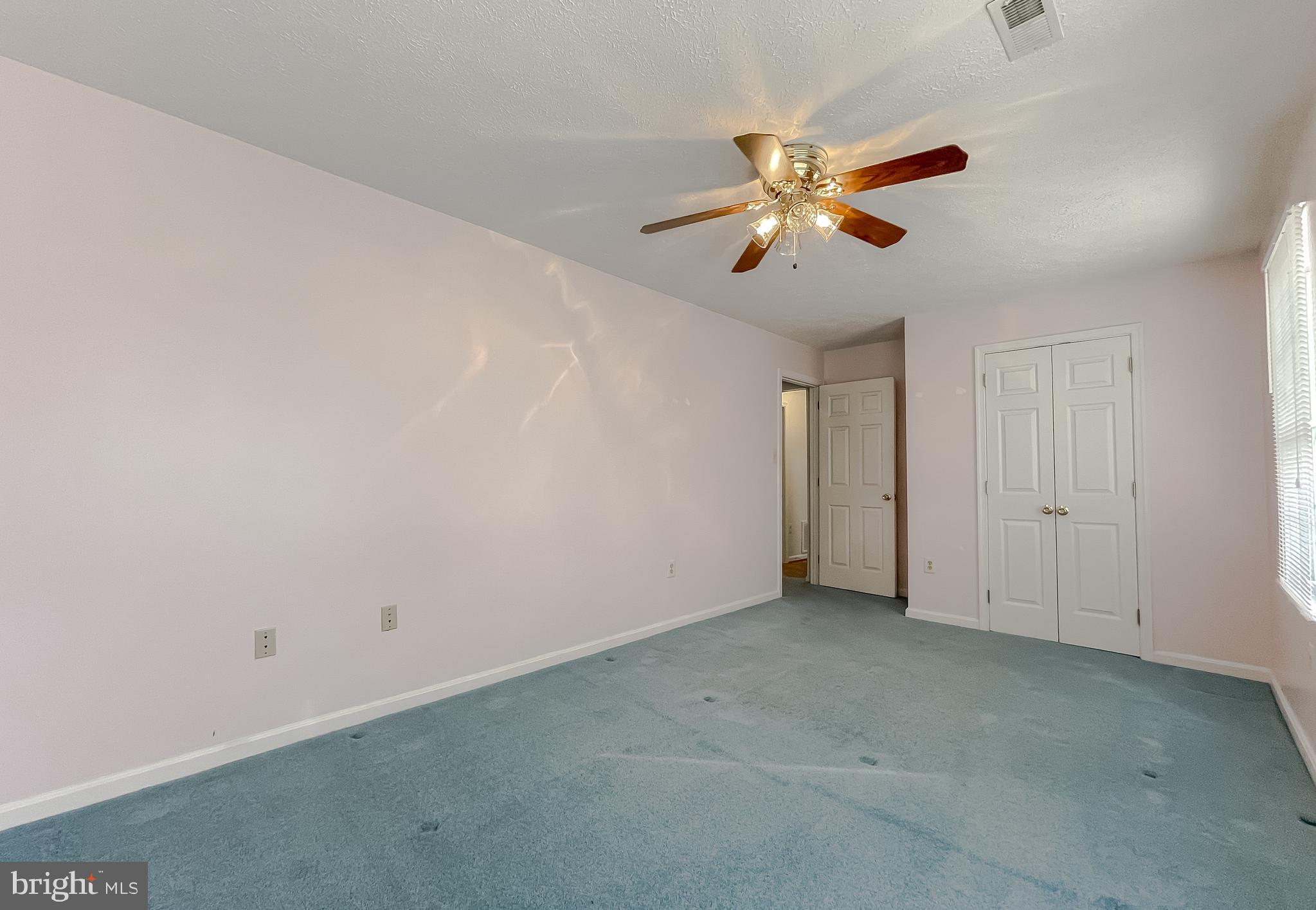 38302 HENRIETTA LANE