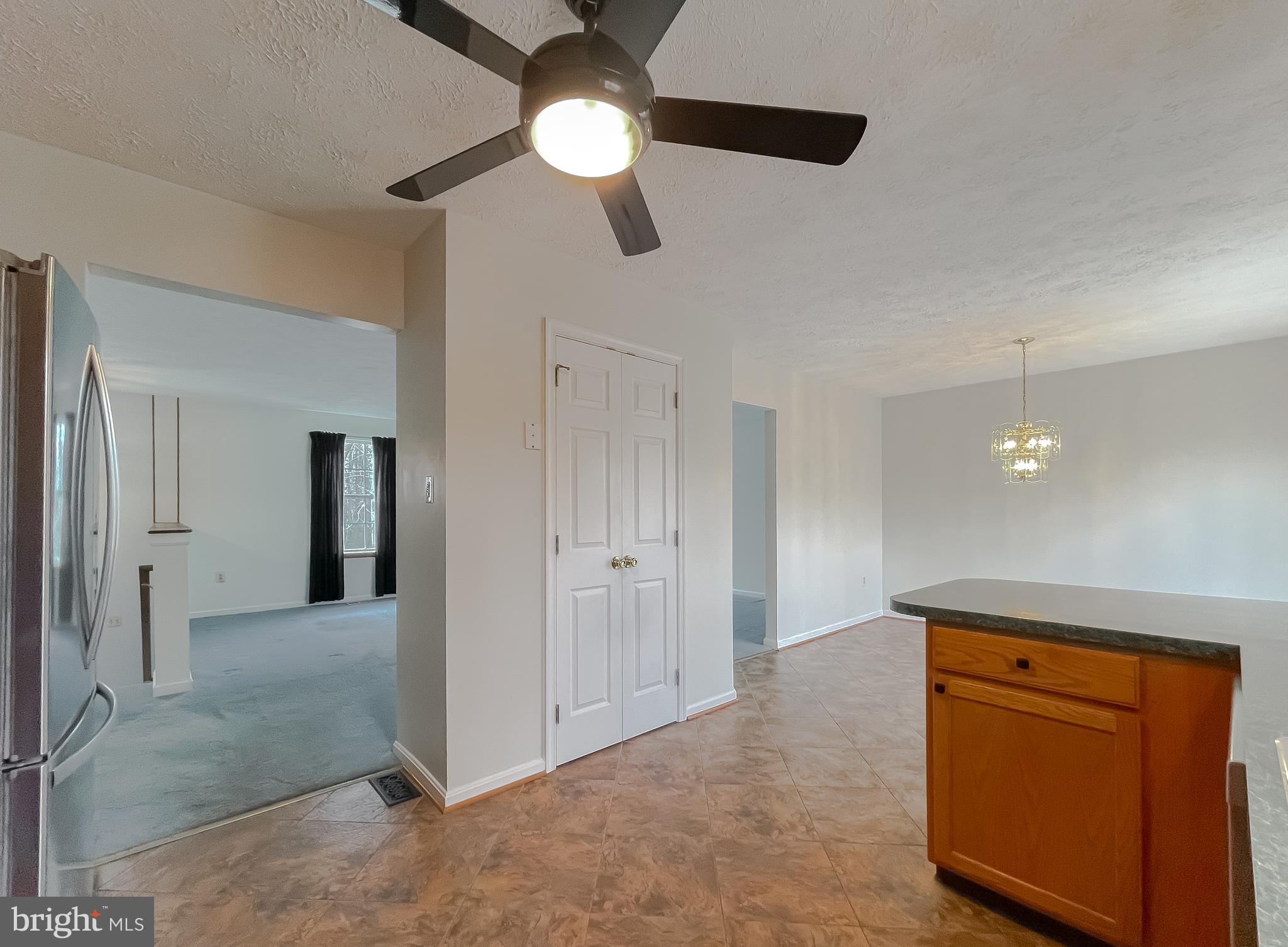38302 HENRIETTA LANE