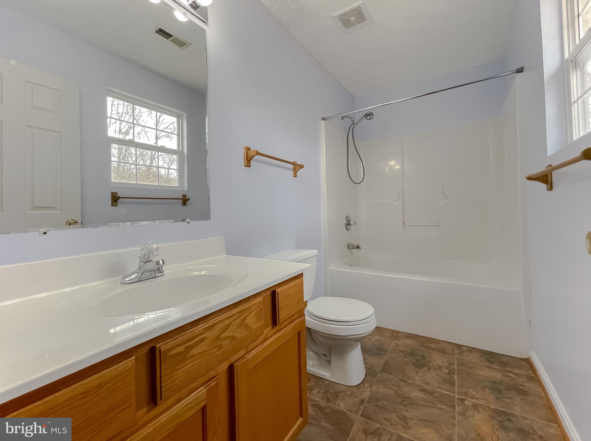 38302 HENRIETTA LANE