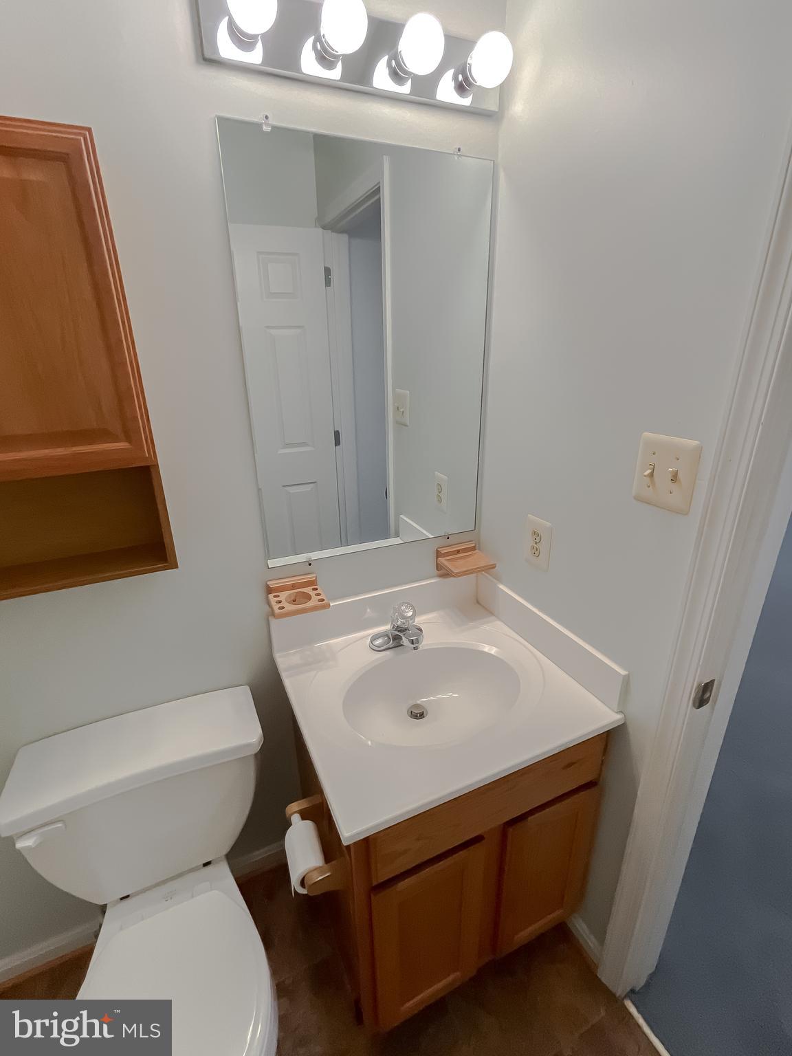 38302 HENRIETTA LANE