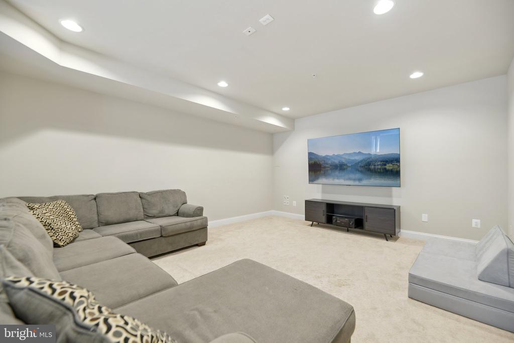 24322 DAPHNE DRIVE