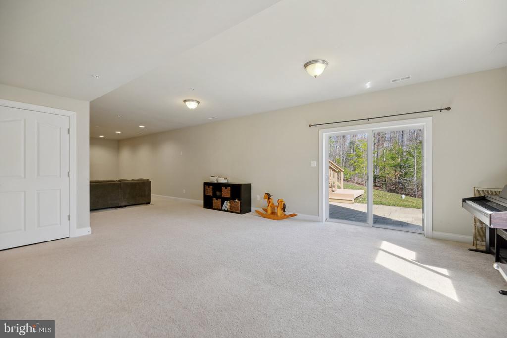 24322 DAPHNE DRIVE