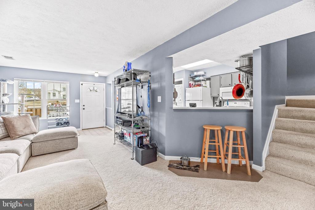 46351 COLUMBUS DRIVE 203