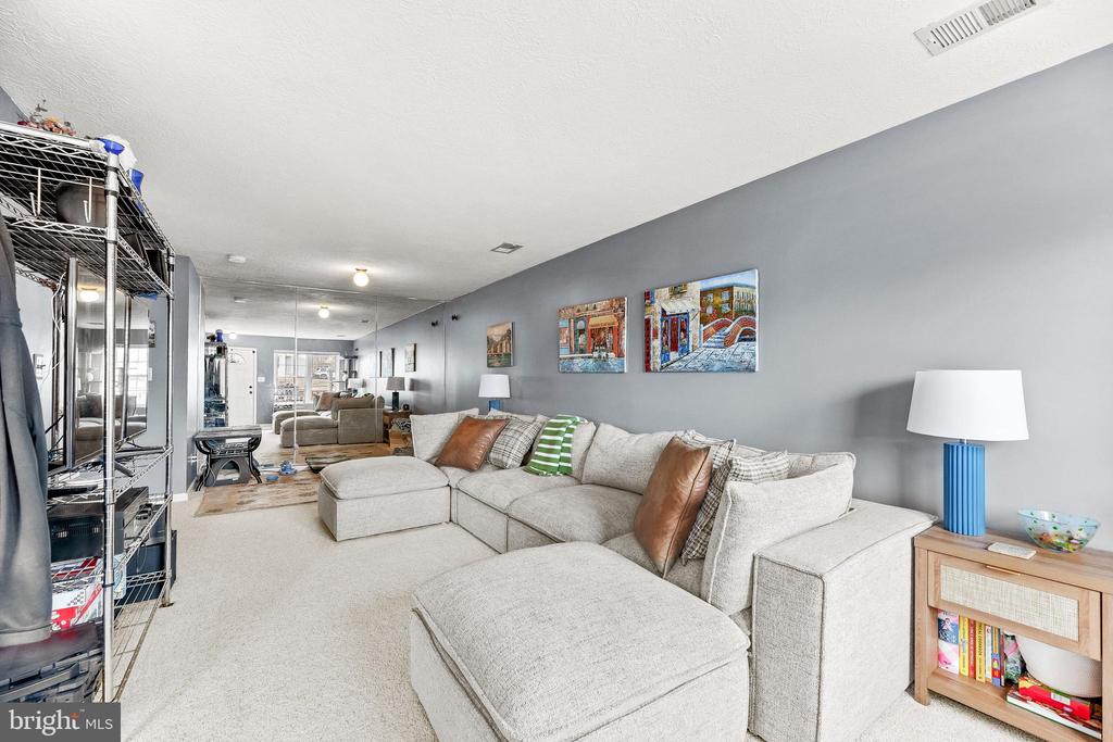 46351 COLUMBUS DRIVE 203