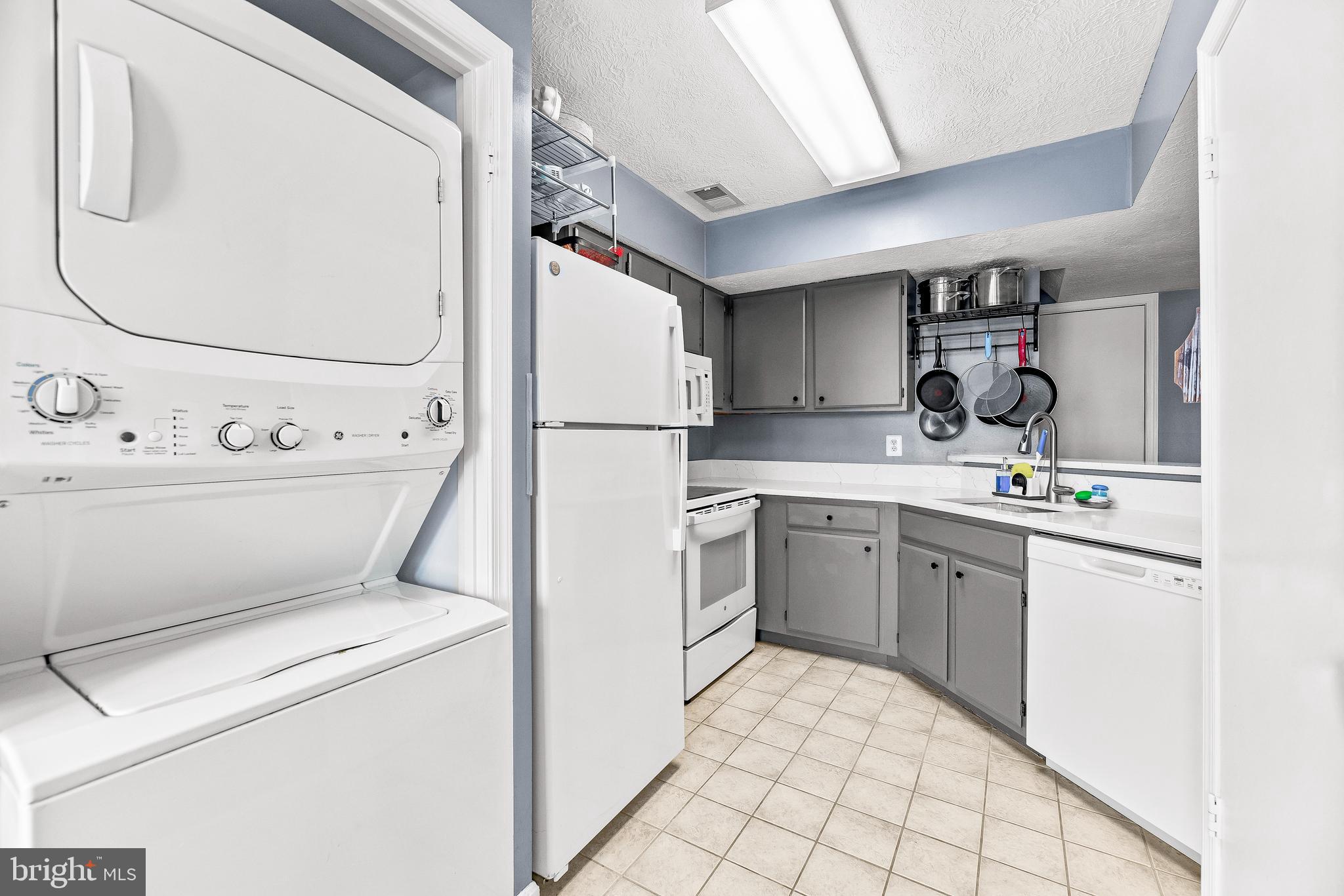 46351 COLUMBUS DRIVE 203