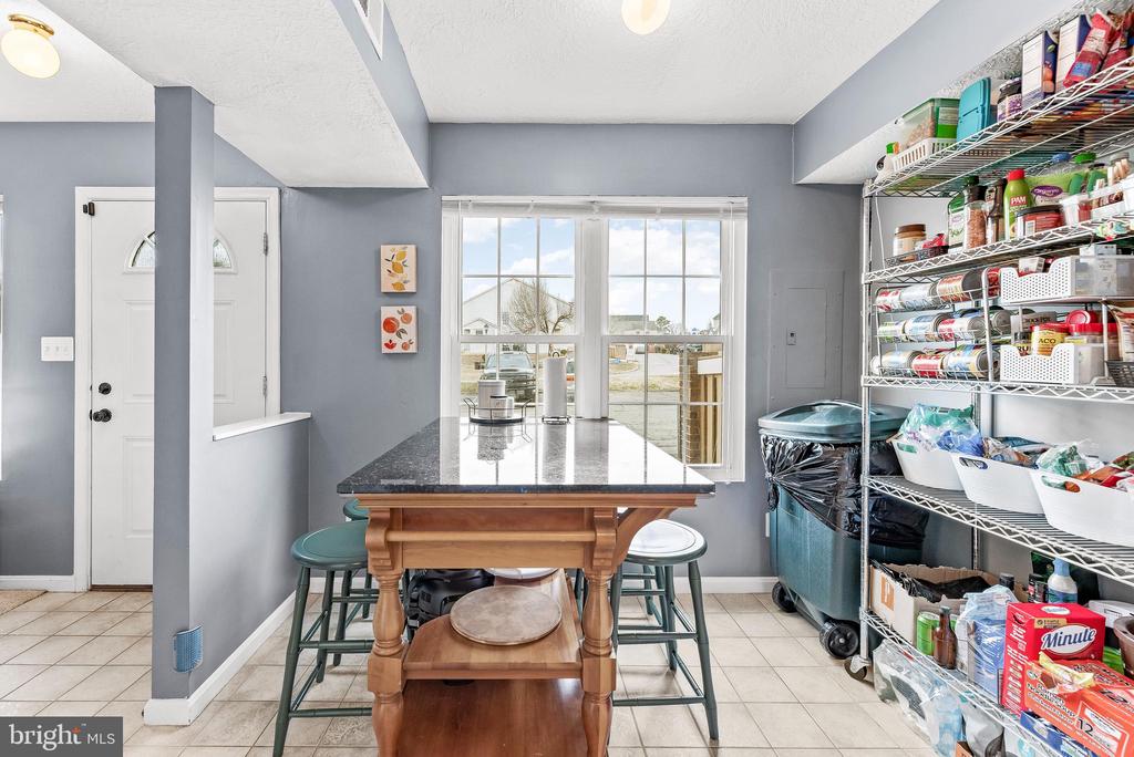 46351 COLUMBUS DRIVE 203