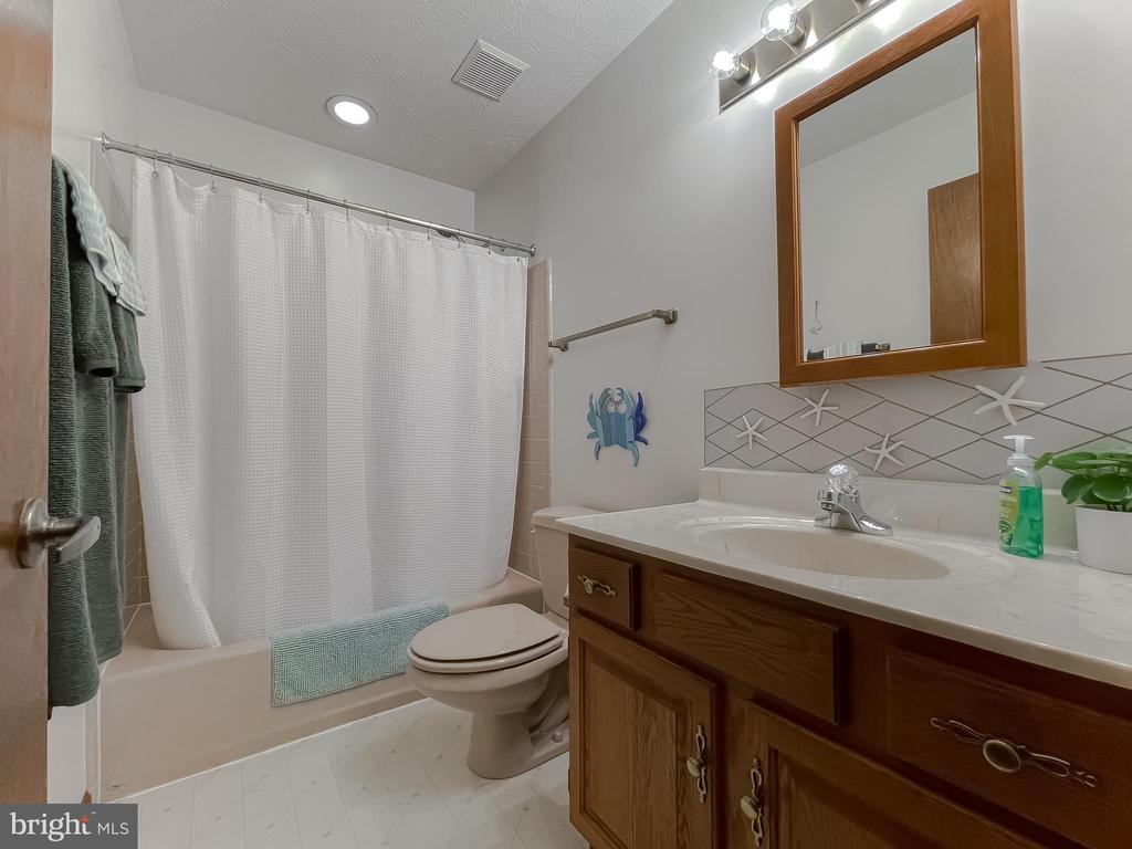 22970 CRIMSON LANE