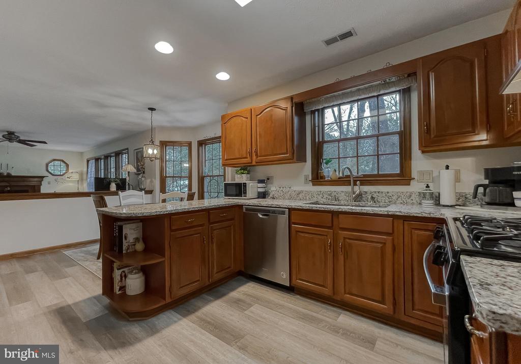 22970 CRIMSON LANE