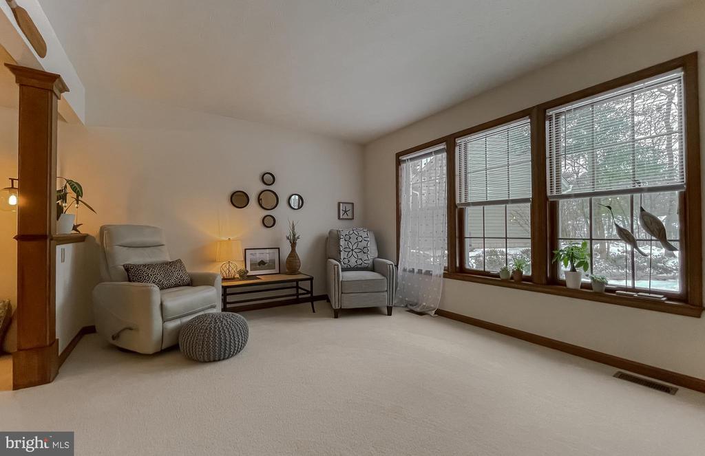 22970 CRIMSON LANE
