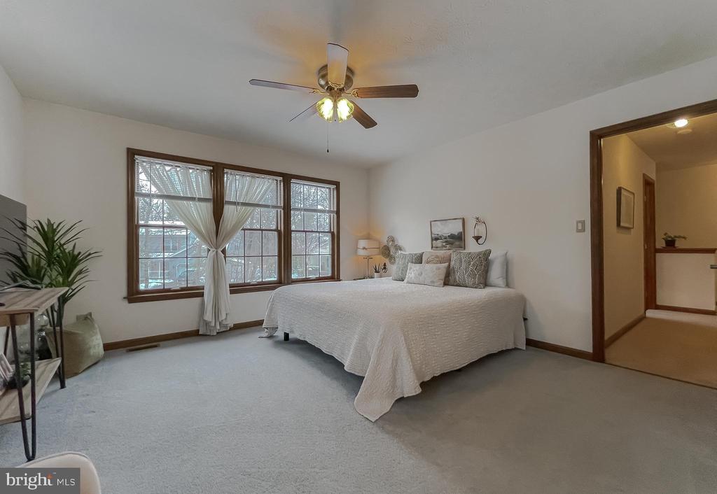 22970 CRIMSON LANE