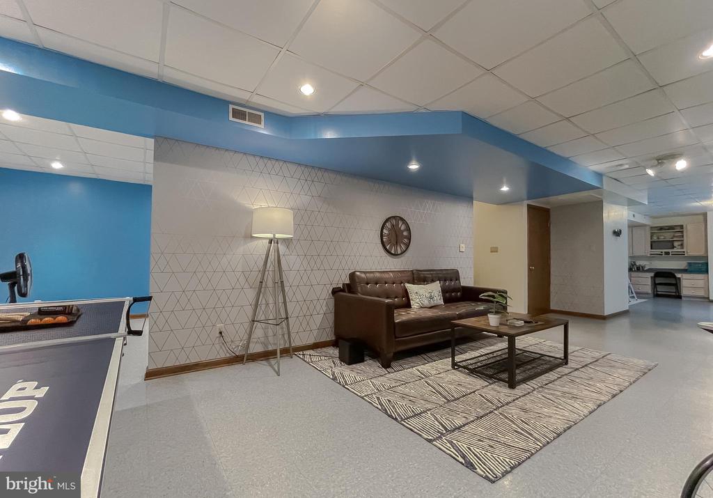 22970 CRIMSON LANE