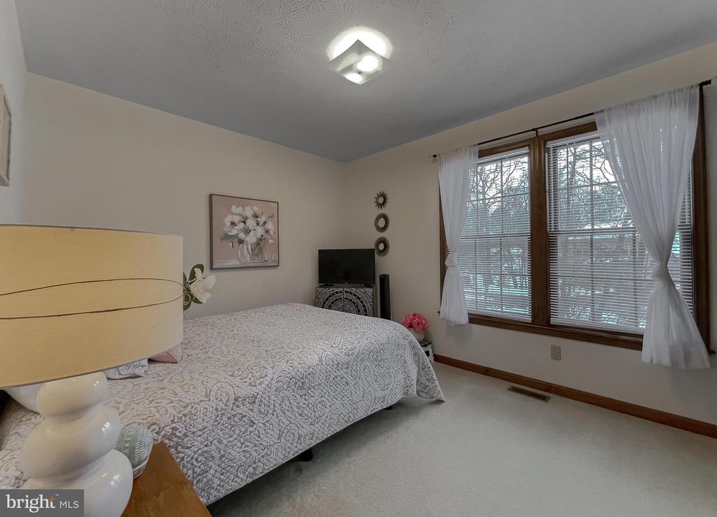 22970 CRIMSON LANE