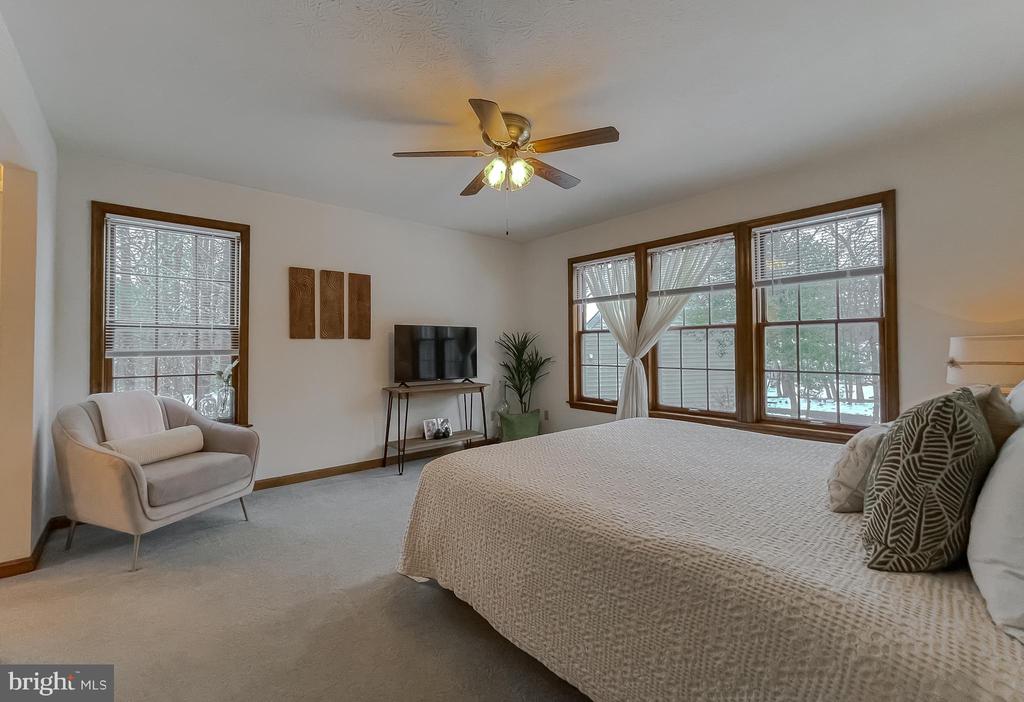 22970 CRIMSON LANE