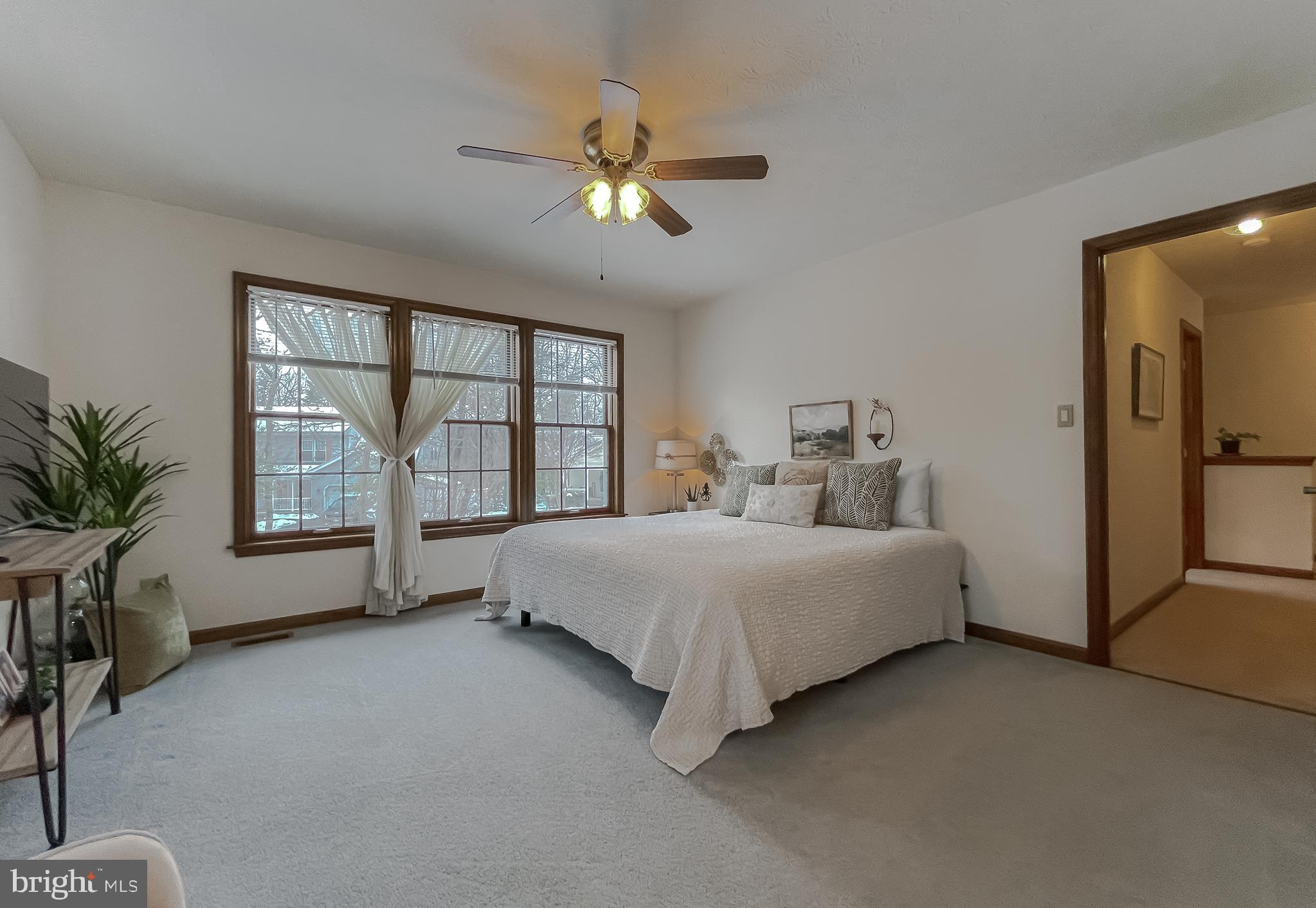 22970 CRIMSON LANE