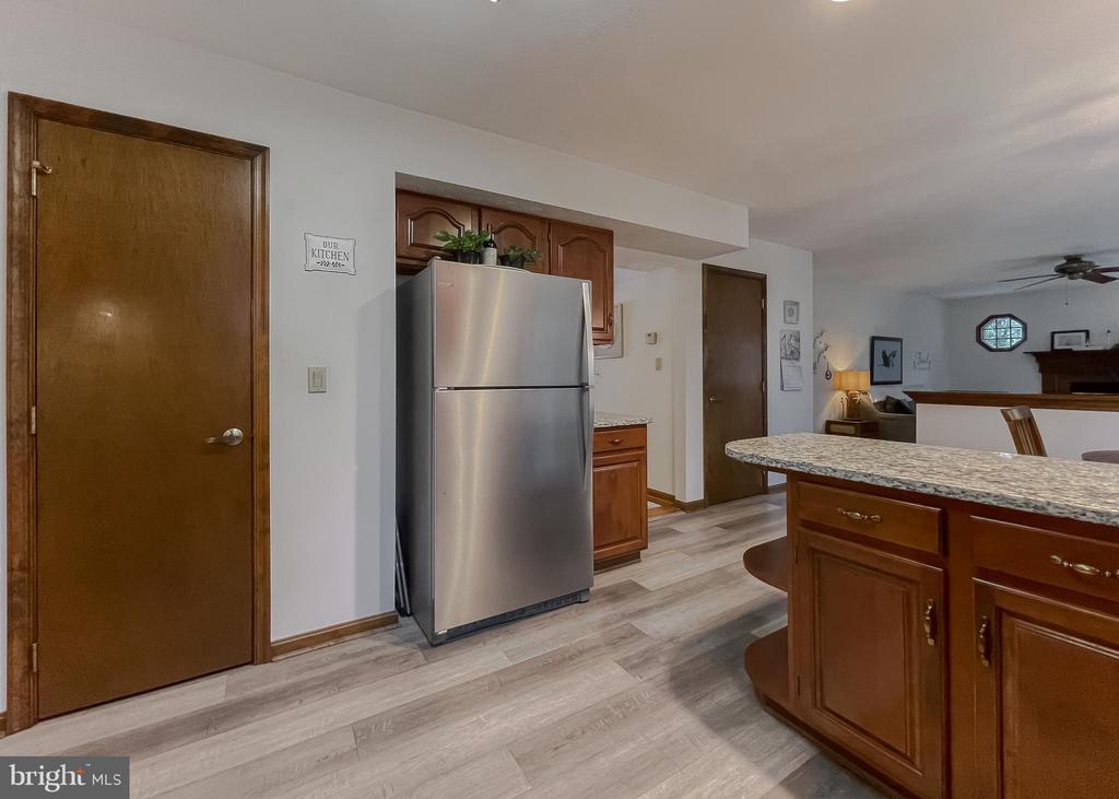 22970 CRIMSON LANE