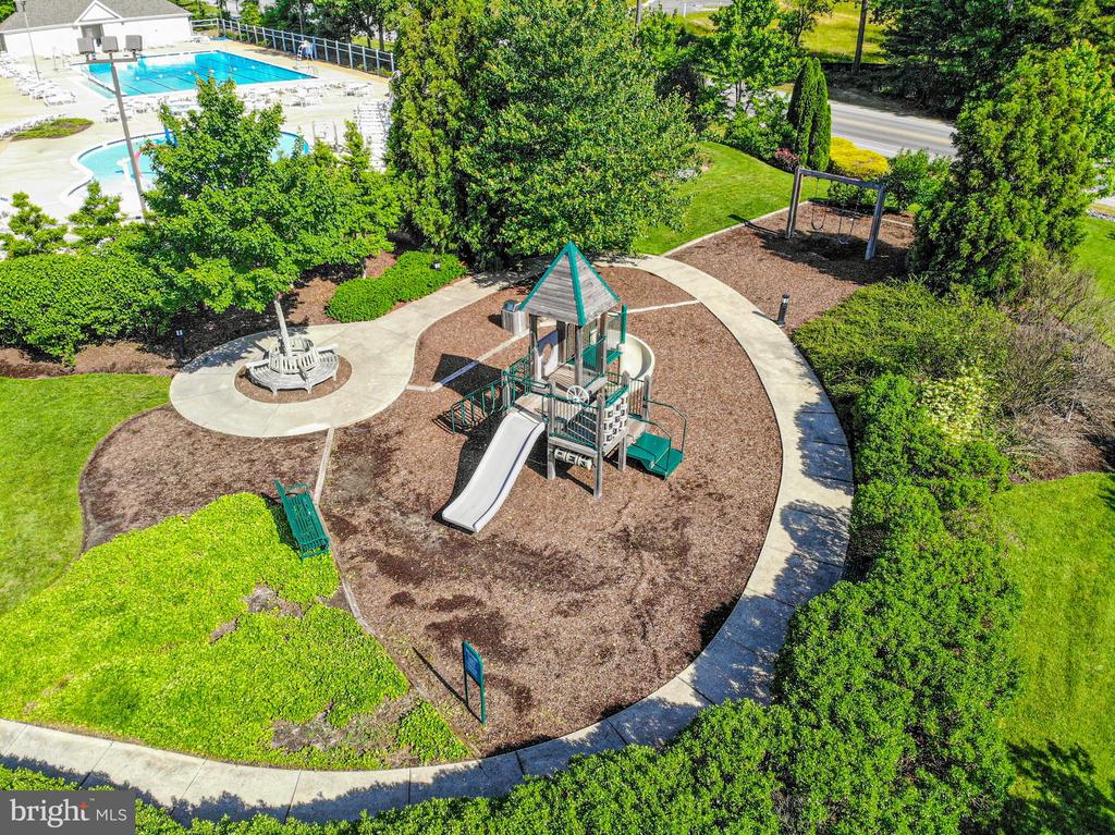 22970 CRIMSON LANE
