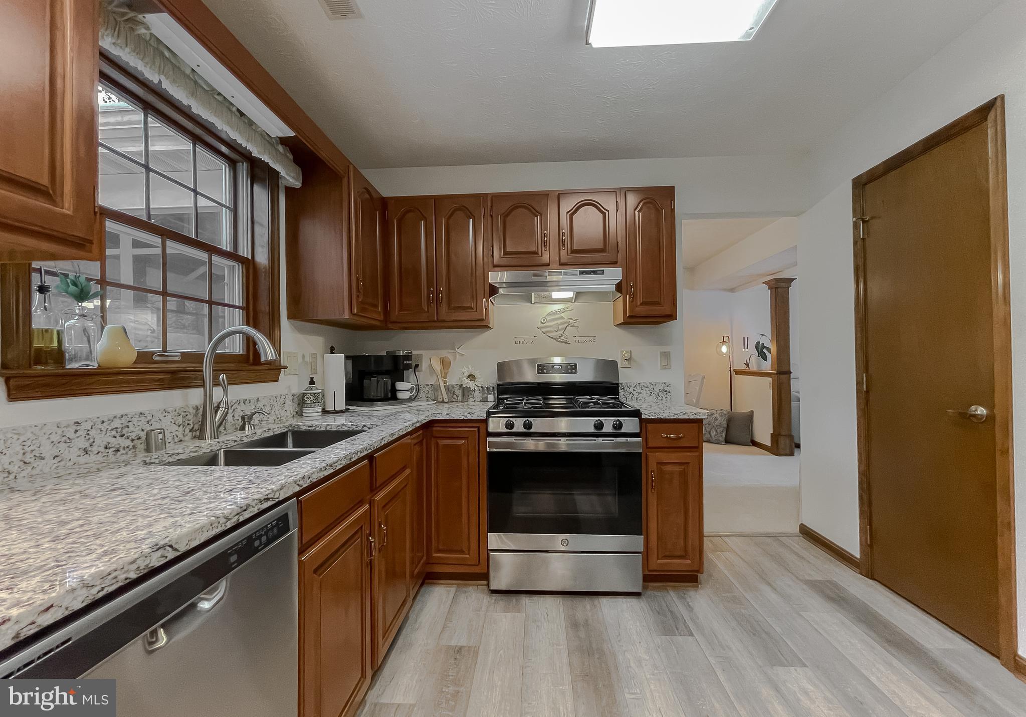 22970 CRIMSON LANE