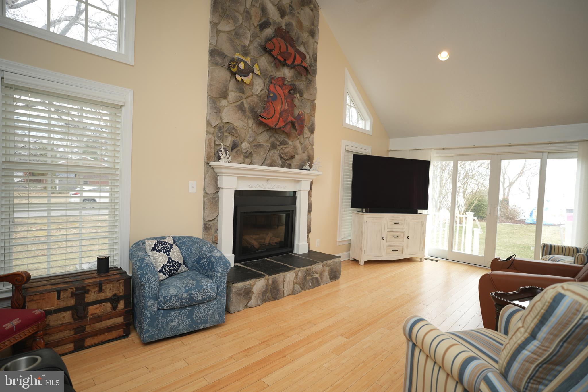 42297 RIVERWINDS DRIVE