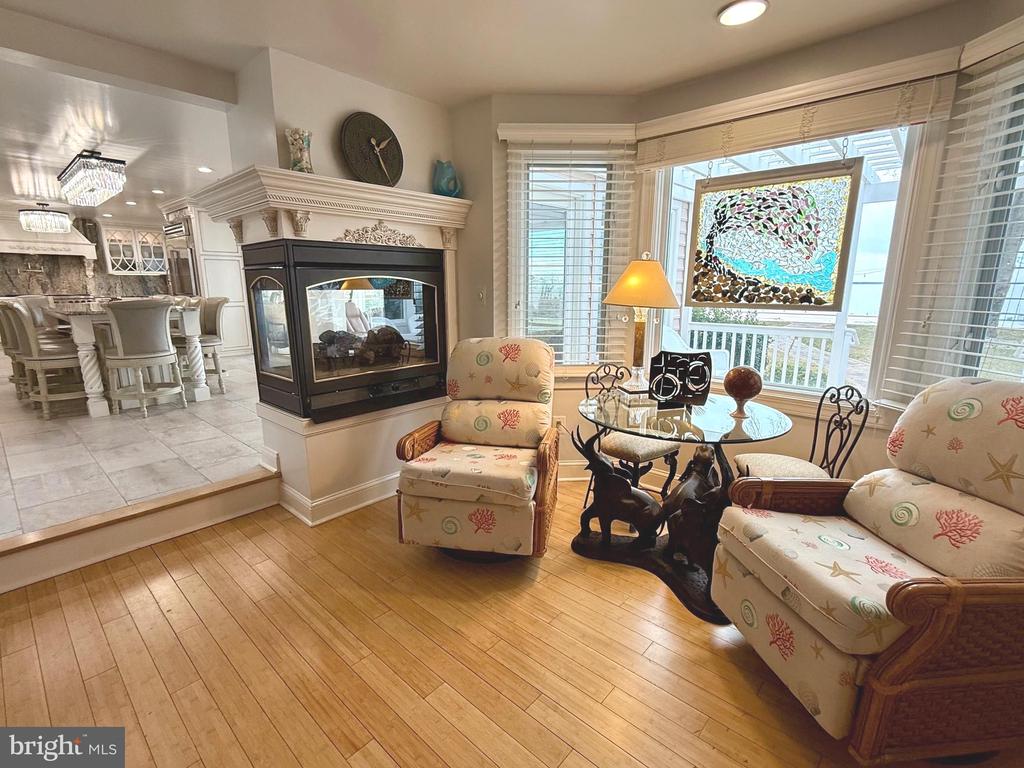 42297 RIVERWINDS DRIVE