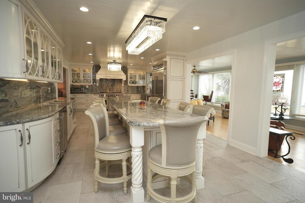 42297 RIVERWINDS DRIVE