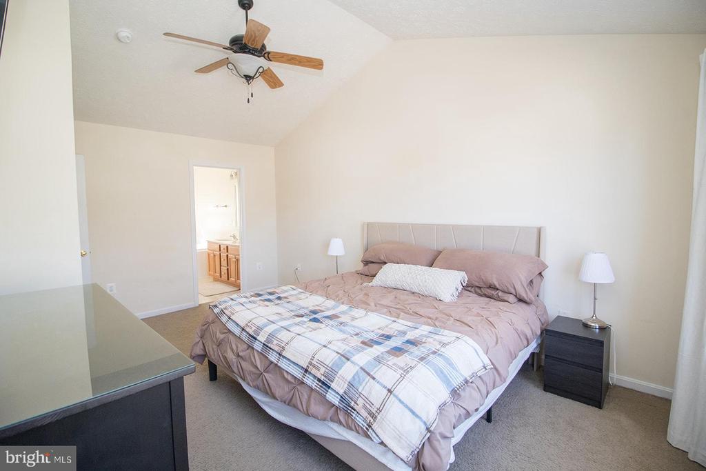 46665 ROBERT LEON DRIVE