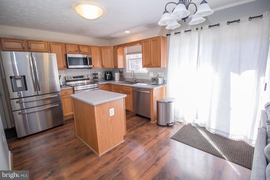 46665 ROBERT LEON DRIVE