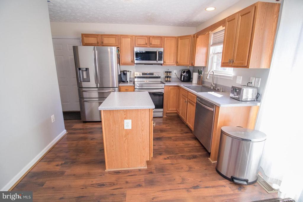 46665 ROBERT LEON DRIVE