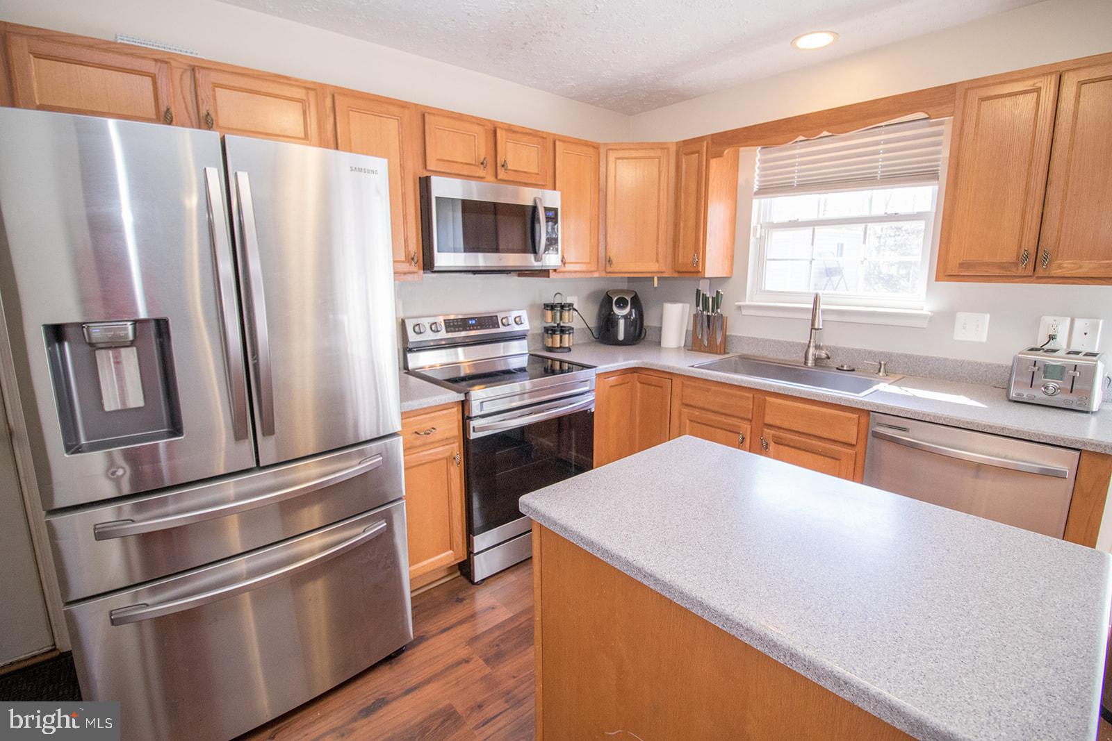 46665 ROBERT LEON DRIVE