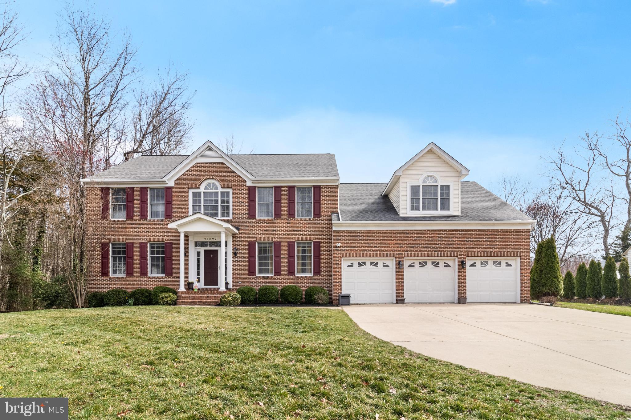21897 FAIRWAY DRIVE