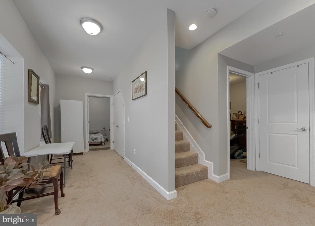 42156 VALLEY DRIVE