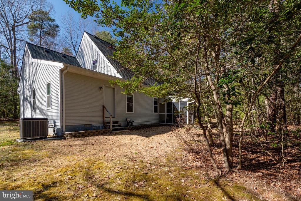 23259 WHITE ELM COURT