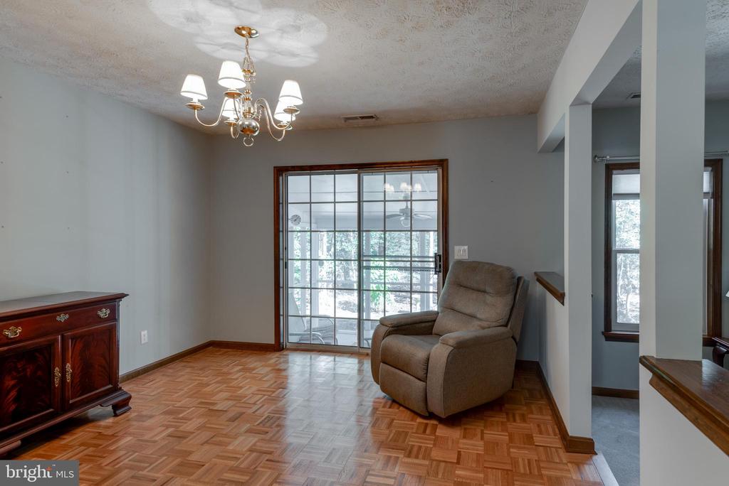 23259 WHITE ELM COURT