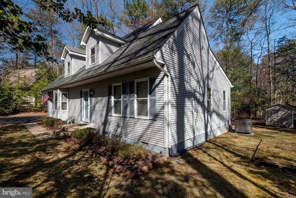 23259 WHITE ELM COURT