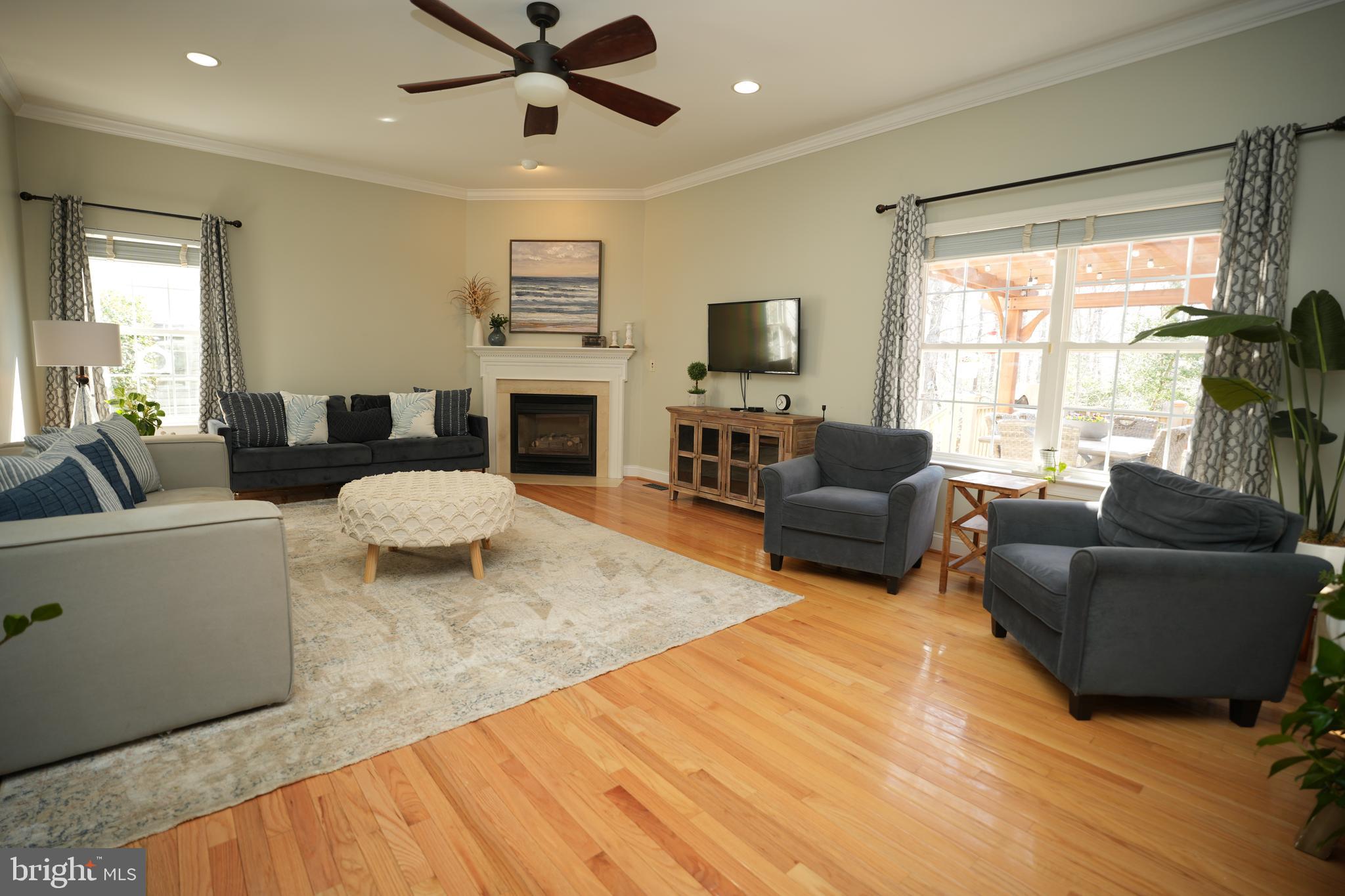 42921 HUNGERFORD COURT
