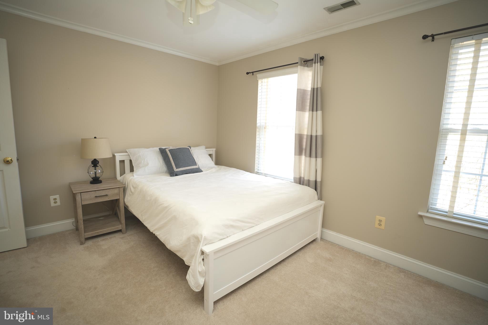 42921 HUNGERFORD COURT