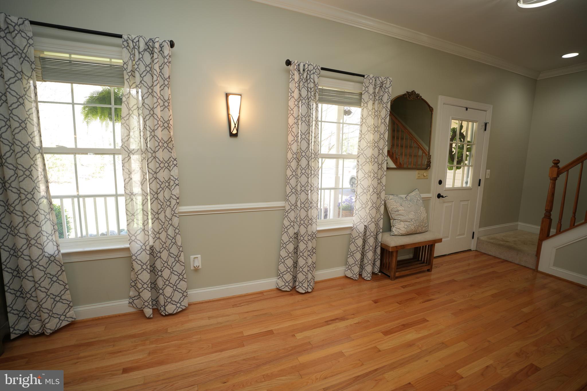 42921 HUNGERFORD COURT
