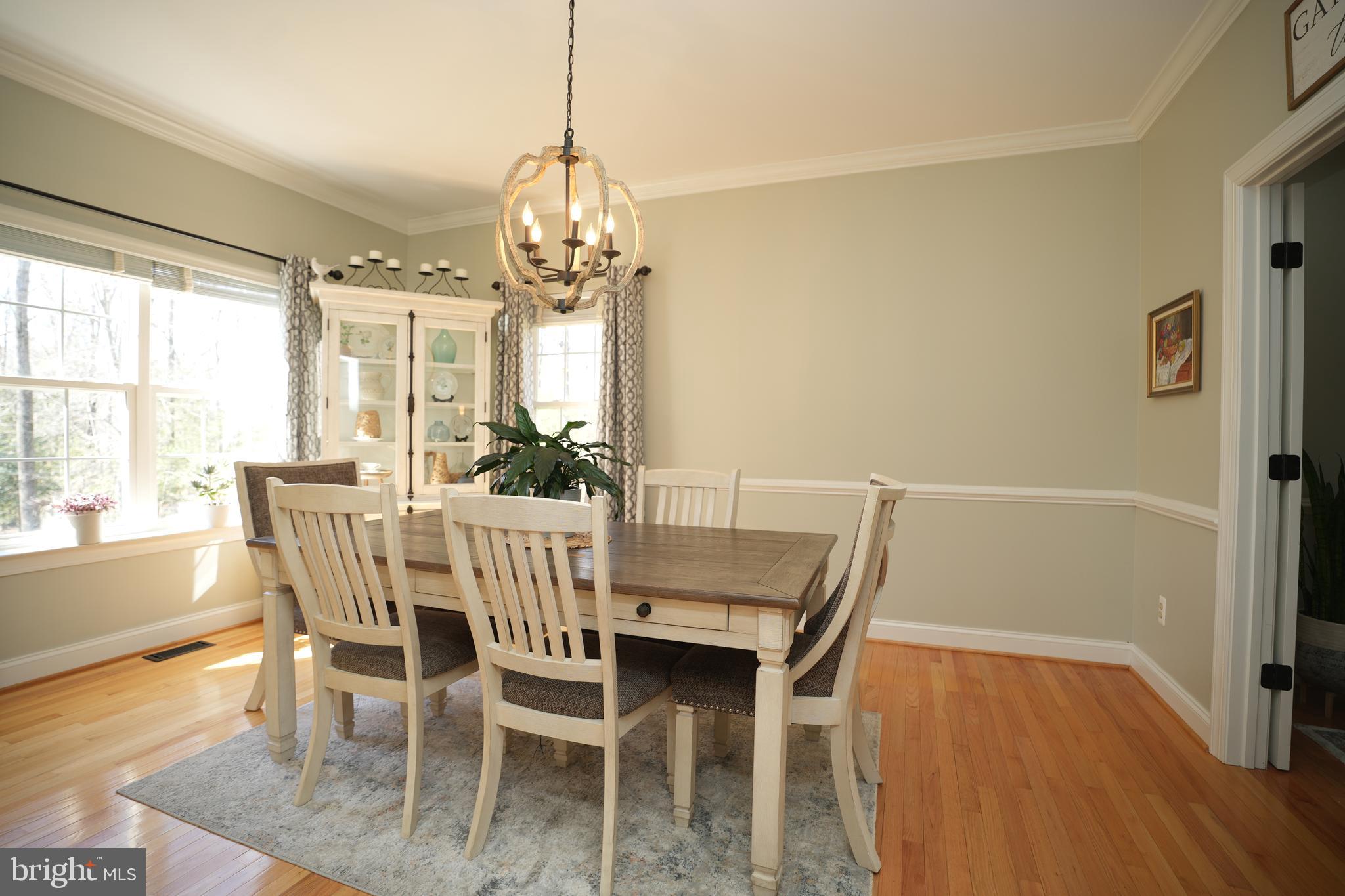 42921 HUNGERFORD COURT
