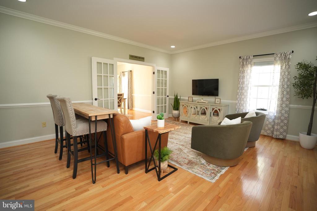 42921 HUNGERFORD COURT