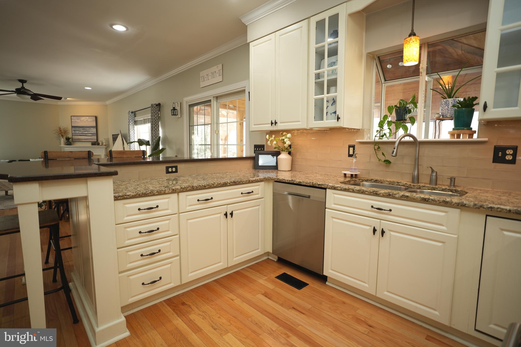 42921 HUNGERFORD COURT