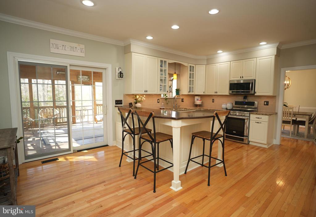 42921 HUNGERFORD COURT