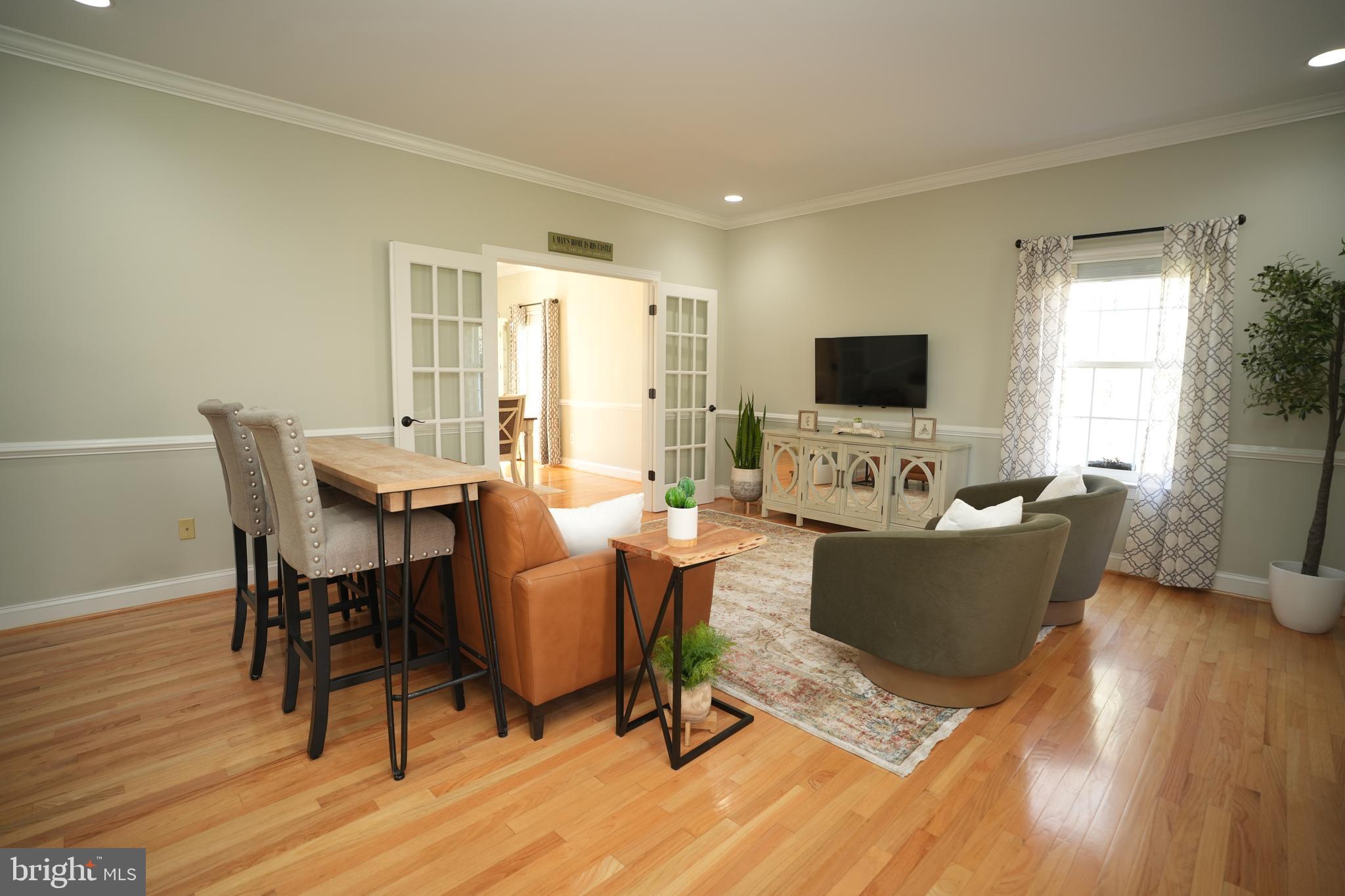 42921 HUNGERFORD COURT