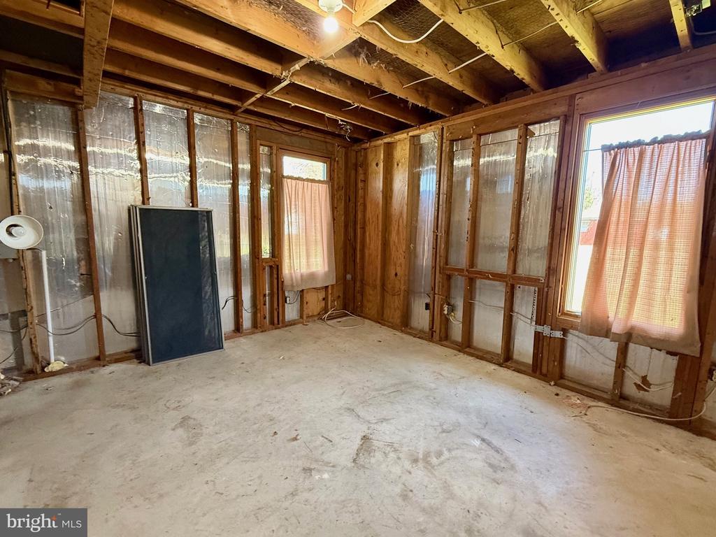 48607 DEEP COVE LANE