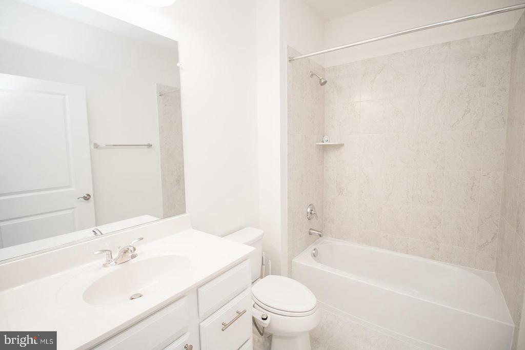 23531 LILLIFLORA DRIVE