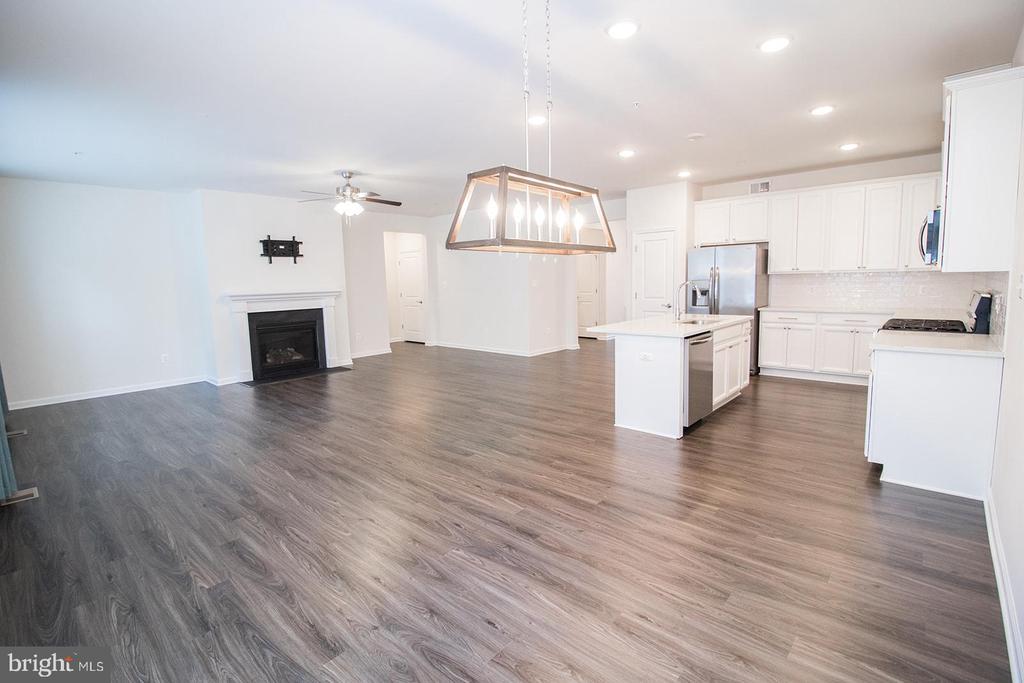 23531 LILLIFLORA DRIVE