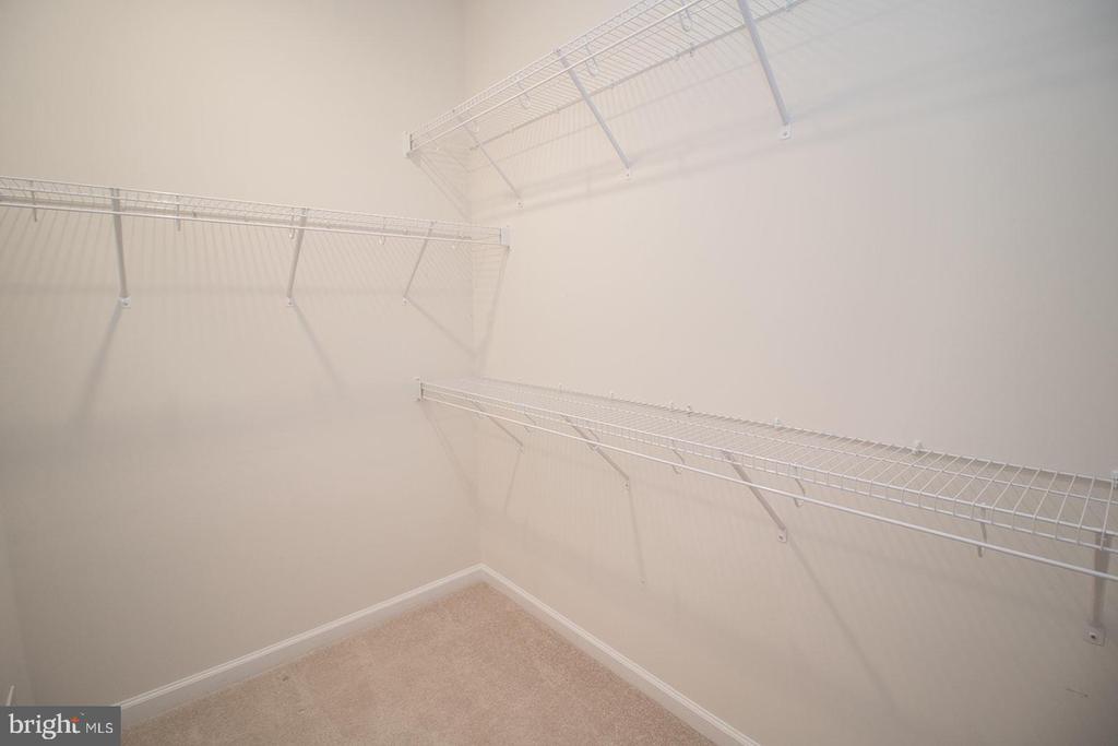 23531 LILLIFLORA DRIVE