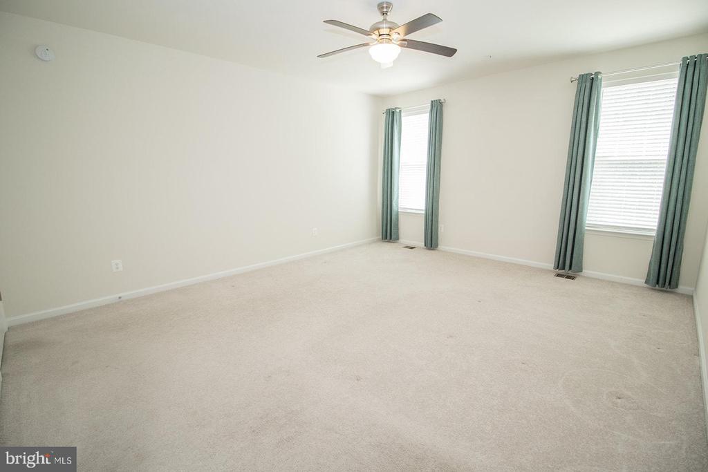 23531 LILLIFLORA DRIVE